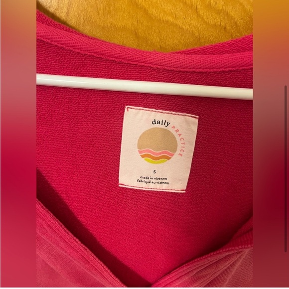 Anthropologie Daily Practice Hoodie in Raspberry, size S - Picture 3 of 3